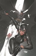 CATWOMAN-58-CVR-A-DAVID-NAKAYAMA-(BATMAN-CATWOMAN-THE-GOTHAM-WAR)