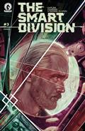 The Smart Division #3 (Cvr A) (John Pearson)