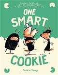 NORMA-AND-BELLY-YR-GN-VOL-04-ONE-SMART-COOKIE-(C-0-1-1)