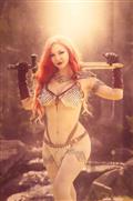 RED-SONJA-SHE-DEVIL-WITH-A-SWORD-4-CVR-H-INC-110-COSPLAY-VIRGIN-VAR