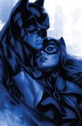 BATMAN-135-CVR-J-INC-150-STANLEY-ARTGERM-LAU-FOIL-VAR-(900)