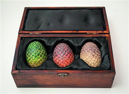 GAME OF THRONES COLLECTABLE DRAGON EGG BOX (Net) (C: 1-1-2)