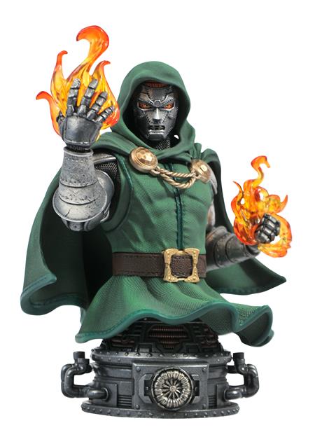 MARVEL COMIC DR DOOM 1/7 SCALE BUST (C: 1-1-2)