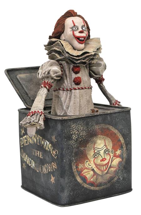 IT 2 GALLERY PENNYWISE IN BOX PVC STATUE (C: 1-1-2)