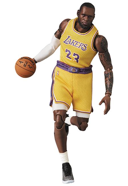 LEBRON JAMES MAFEX AF (C: 1-1-2)