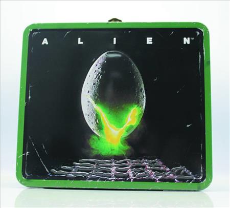 ALIEN EGG DISTRESSED LUNCH BOX W/THERMOS (C: 0-1-2)