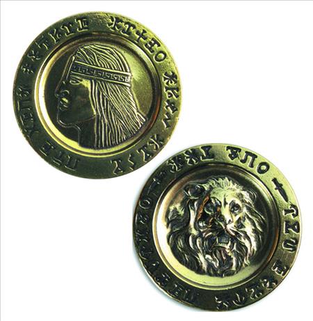 KING CONANS COFFERS AQUILONIAN GOLDEN LUNA COIN (C: 0-1-2)