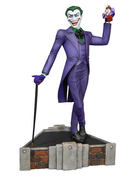 BATMAN CLASSIC JOKER MAQUETTE (C: 1-1-2)