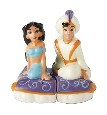 DISNEY ALADDIN & JASMINE SALT AND PEPPER SHAKERS (C: 1-1-2)