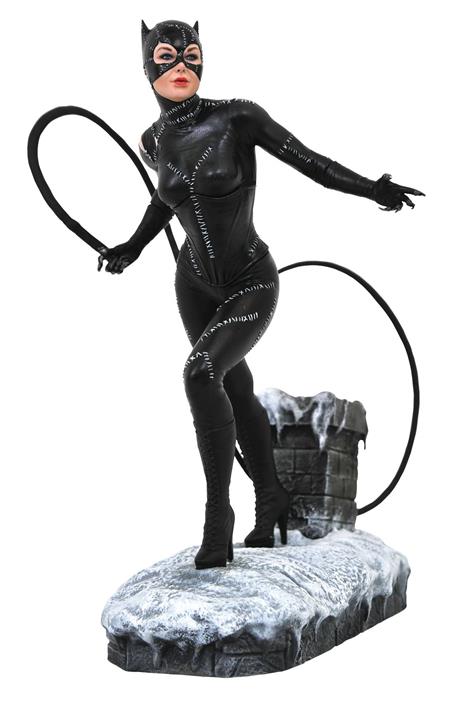 DC GALLERY BATMAN RETURNS MOVIE CATWOMAN PVC STATUE (C: 1-1-