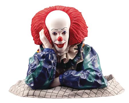 IT 1990 PENNYWISE ARTFX STATUE (Net) (C: 1-1-2)