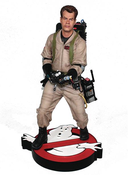 GHOSTBUSTERS RAY STANTZ 1/4 SCALE STATUE (C: 1-1-1)