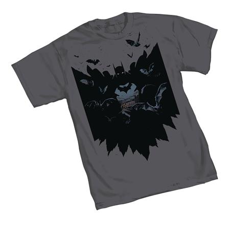 BATMAN BATS T/S LG (C: 1-1-2)