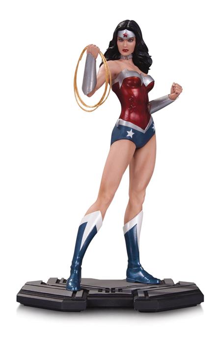 DC Comics Icons Entertainment Wonder Woman Swarovski Crystal Figurine: 'Wonder  Woman: Justice Fighter' Figurine