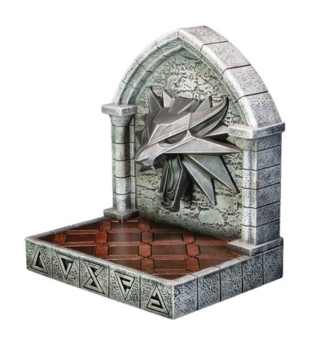 WITCHER WILD HUNT BOOKENDS (C: 0-1-2)