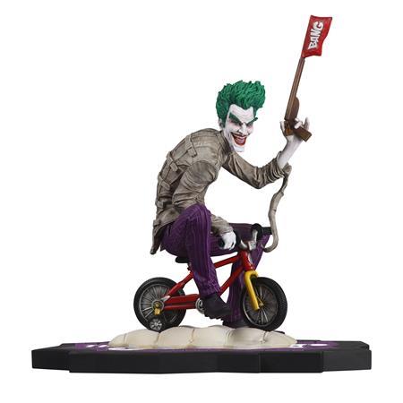 JOKER PURPLE CRAZE BY KAARE ANDREWS RESIN STATUE