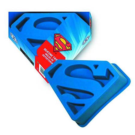 DC SUPERMAN LOGO SILICONE BAKING TRAY (Net) (O/A) (C: 0-1-2)