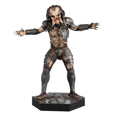 ALIEN AND PREDATOR 1/16 FIG RETAIL BOXES #4 THE PREDATOR (C: