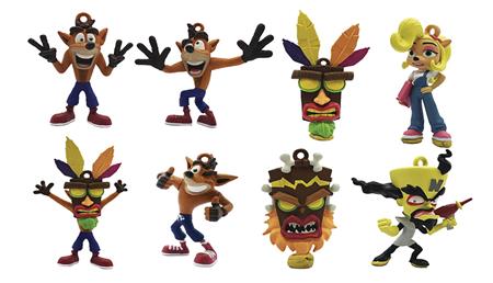 CRASH BANDICOOT HANGER FIGURES BMB DIS (C: 1-1-2)