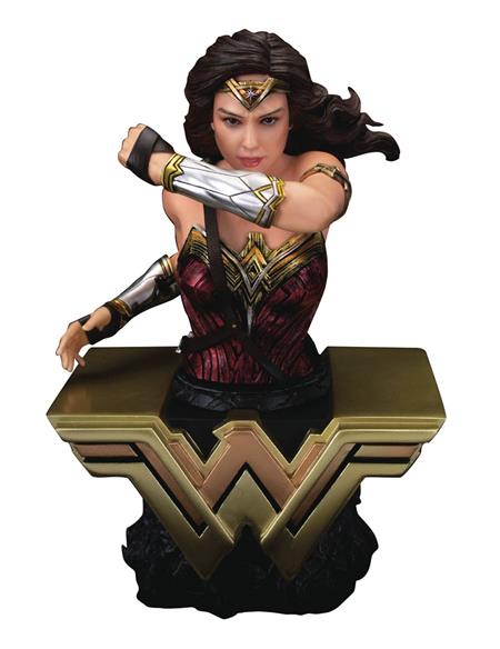 JUSTICE LEAGUE BUST SER WONDER WOMAN PVC BUST (C: 1-1-2)