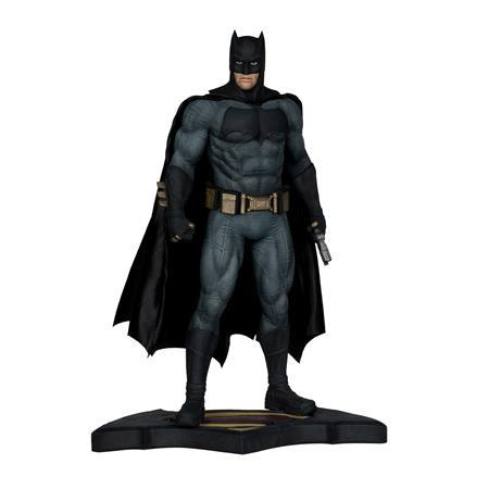 BATMAN v SUPERMAN DAWN OF JUSTICE MOVIE 1:6 SCALE RESIN STATUE