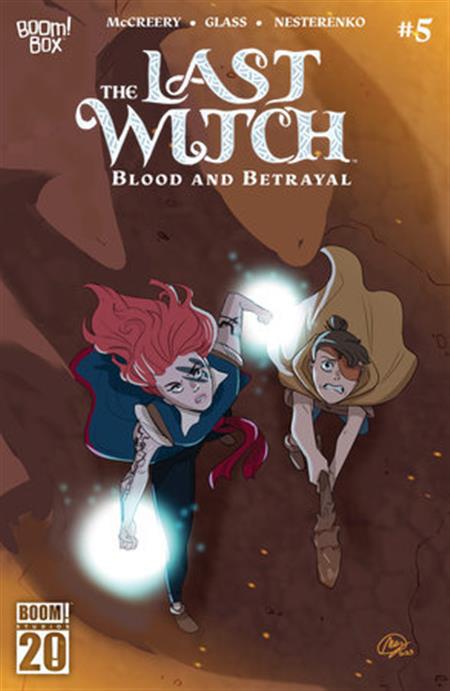 THE LAST WITCH BLOOD & BETRAYAL #5 B VARIANT (DRESSED HUANG)